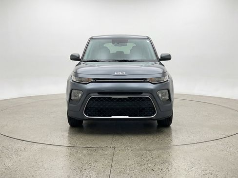 Used 2025 Kia Soul LX w/ LX Technology Package image 2