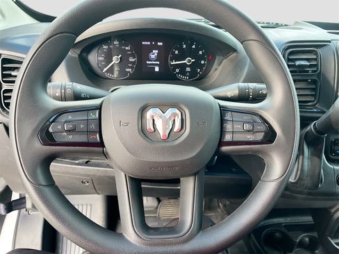 Used 2025 RAM ProMaster 3500 w/ Convenience Group image 11