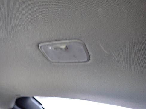 Used 2016 Hyundai Veloster image 31