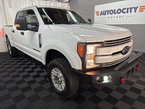 Used 2019 Ford F350 XL w/ STX Appearance Package image 3
