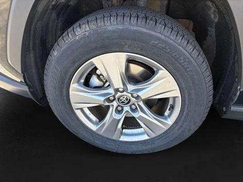 Certified 2024 Toyota RAV4 XLE AWD/4WD image 11