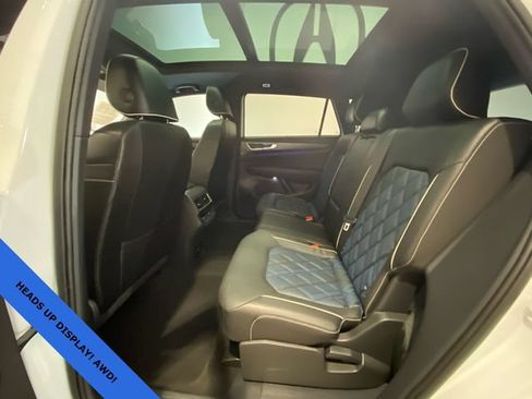 Used 2025 Volkswagen Atlas Cross Sport SEL Premium R-Line AWD/4WD image 15