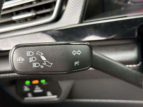 Used 2024 Volkswagen Atlas Cross Sport SEL R-Line AWD/4WD image 40
