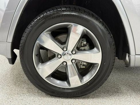 Used 2015 Jeep Grand Cherokee Overland AWD/4WD image 36