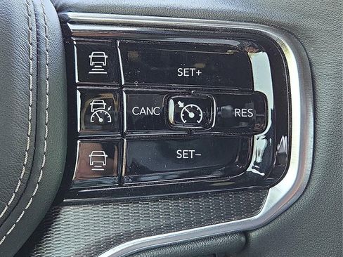 Used 2024 Jeep Grand Wagoneer L Series II w/ Quick Order Packagew 28T AWD/4WD image 17