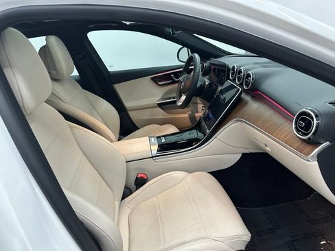 Used 2024 Mercedes-Benz C 300 Sedan image 26