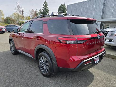 New 2026 Nissan Pathfinder SV image 9