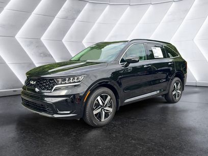 Used 2023 Kia Sorento S w/ Panoramic Sunroof Package