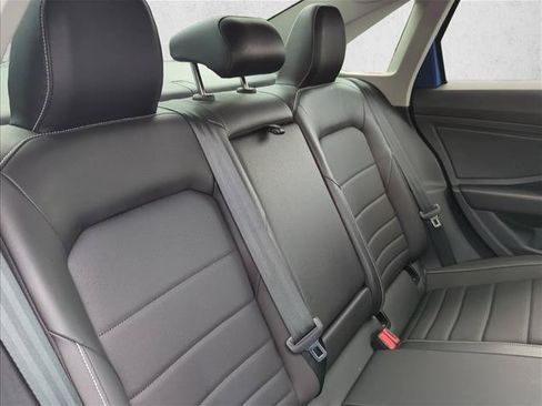 Used 2023 Volkswagen Jetta SE w/ Panoramic Sunroof Package FWD image 20