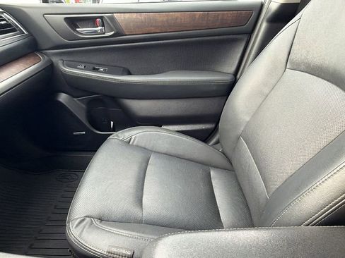 Used 2016 Subaru Outback 3.6R Limited image 24