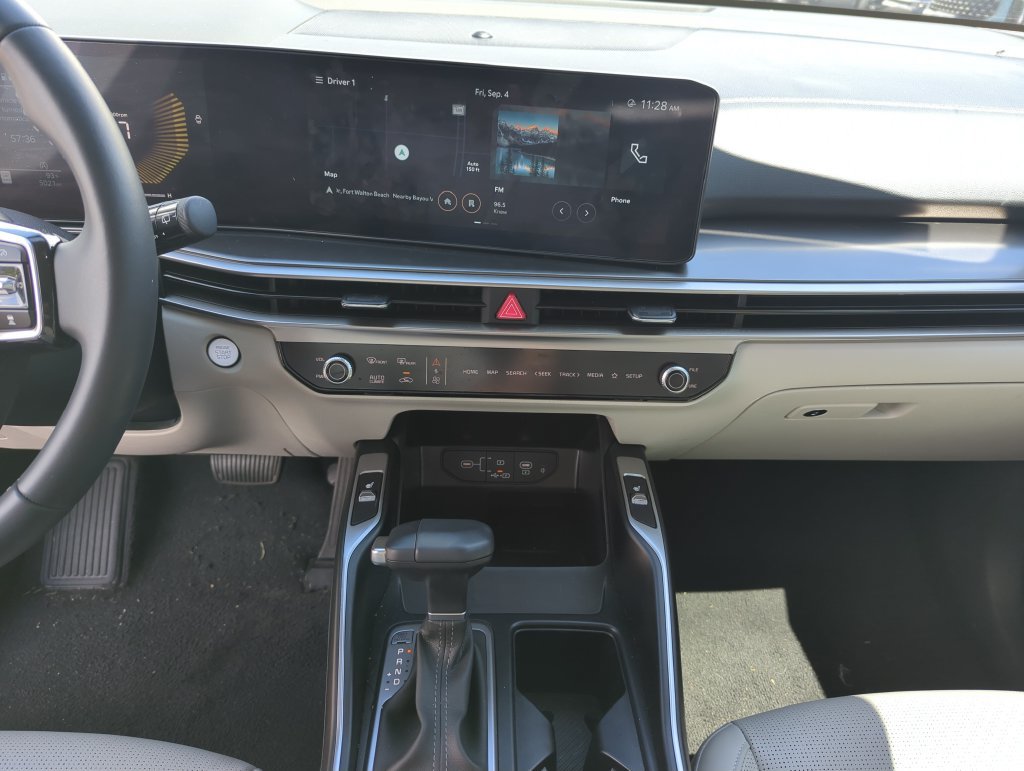 Used 2025 Kia Sorento S w/ Panoramic Sunroof Package FWD image 25