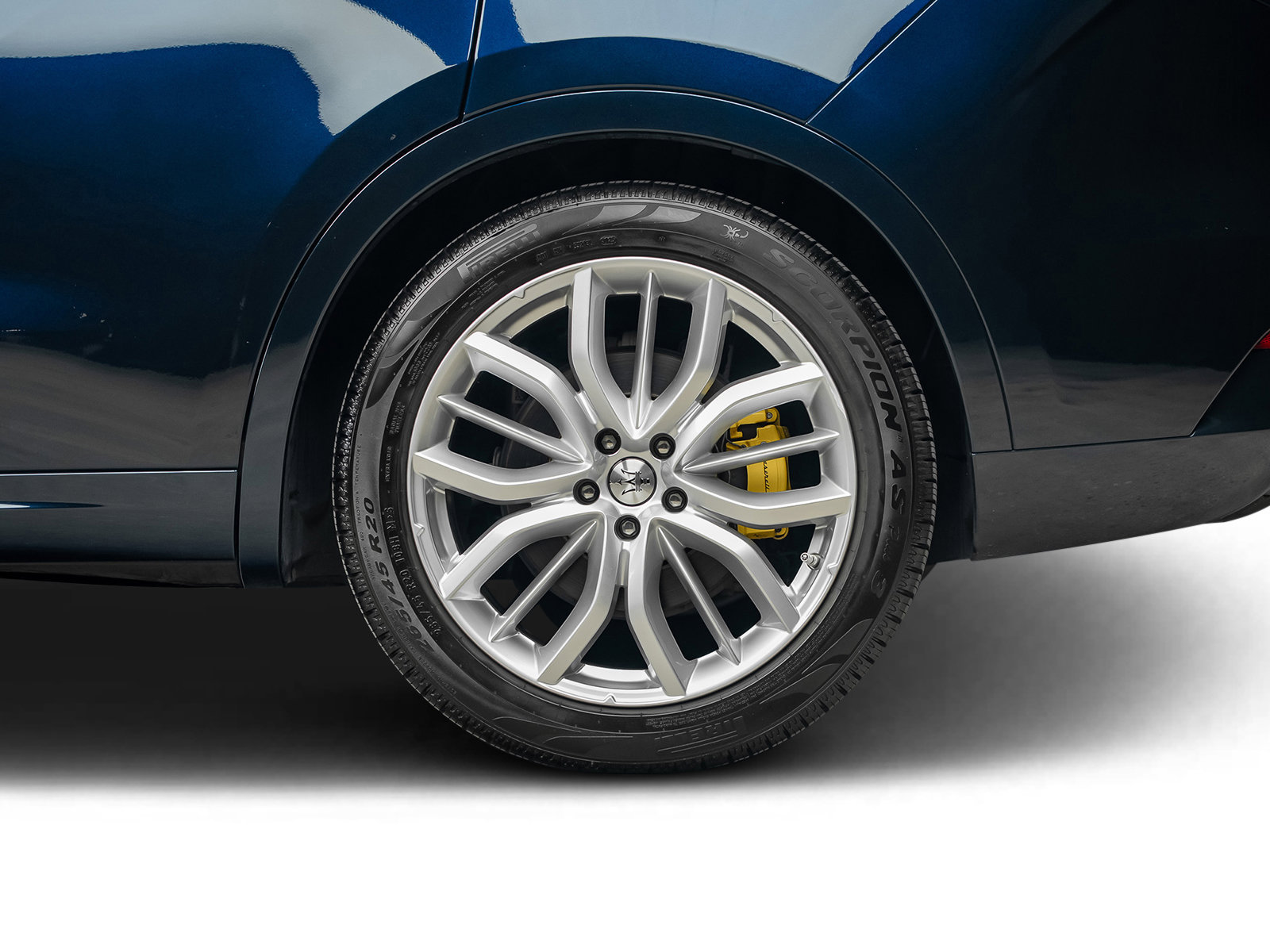 Used 2022 Maserati Levante GT AWD/4WD image 23