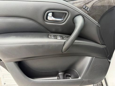 Used 2024 INFINITI QX80 Luxe AWD/4WD image 15