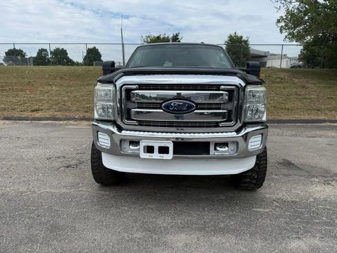 Used 2015 Ford F250 XLT AWD/4WD image 3