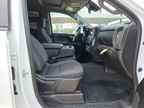 Certified 2023 Chevrolet Silverado 1500 Custom image 26