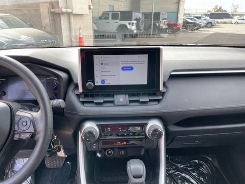 Used 2025 Toyota RAV4 LE image 18