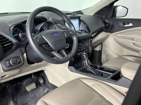 Used 2017 Ford Escape Titanium image 27