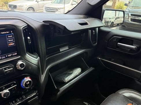 Used 2021 GMC Sierra 1500 AT4 w/ AT4 Preferred Package AWD/4WD image 54