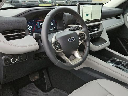 New 2026 Ford Explorer Active w/ Active Comfort Package image 26