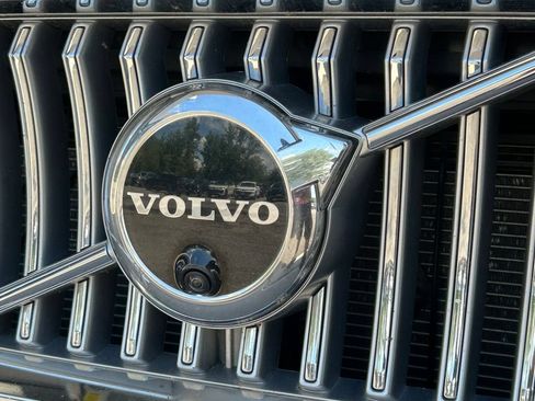 Used 2023 Volvo XC90 B6 Plus w/ Protection Package AWD/4WD image 38
