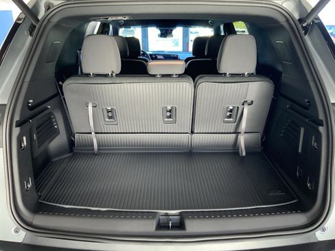 New 2026 Chevrolet Traverse LT w/ LPO, Floor Liner Package image 33