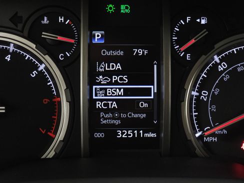 Used 2023 Toyota 4Runner Limited AWD/4WD image 22