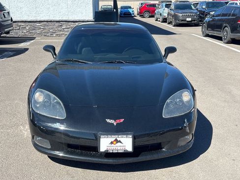 Used 2007 Chevrolet Corvette Coupe w/ Preferred Equipment Group image 2