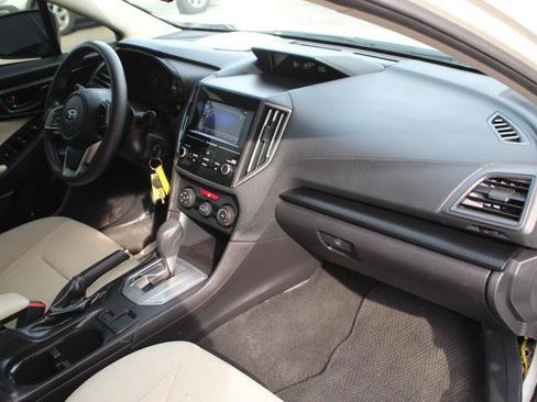 Used 2018 Subaru Impreza 2.0i image 12