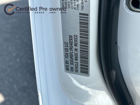 Used 2024 RAM 2500 Laramie w/ Safety Group AWD/4WD image 29