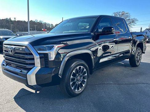 Certified 2025 Toyota Tundra Limited AWD/4WD image 7