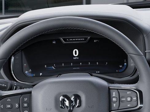 New 2025 RAM 1500 Limited AWD/4WD image 18