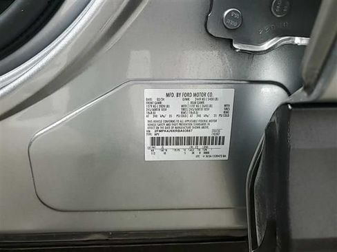 Used 2024 Ford Edge SEL AWD/4WD image 9