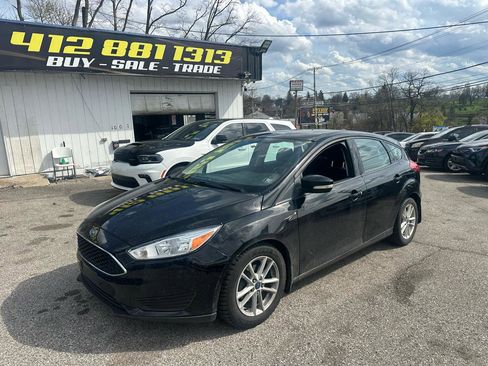 Used 2017 Ford Focus SE image 6