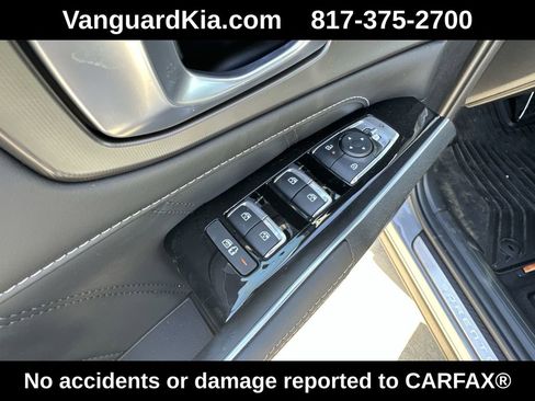 Used 2025 Kia Sorento SX image 16