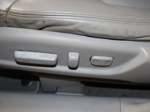 Used 2012 Honda CR-V EX-L image 10