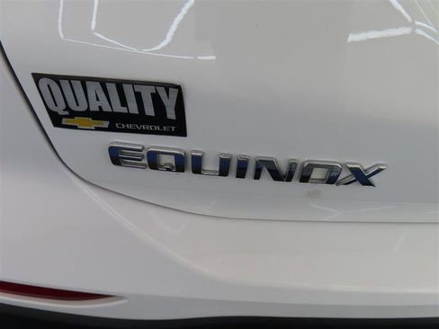 Used 2023 Chevrolet Equinox LT w/ Driver Convenience Package AWD/4WD image 13