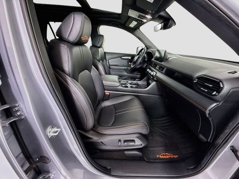 Used 2025 Honda Pilot TrailSport image 20