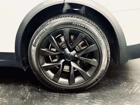 Used 2022 Tesla Model X Plaid AWD/4WD image 15