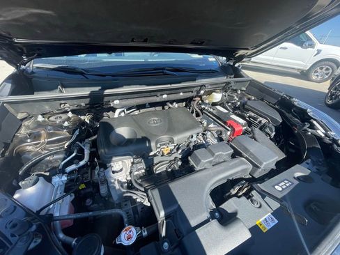 Used 2024 Toyota RAV4 XLE image 32