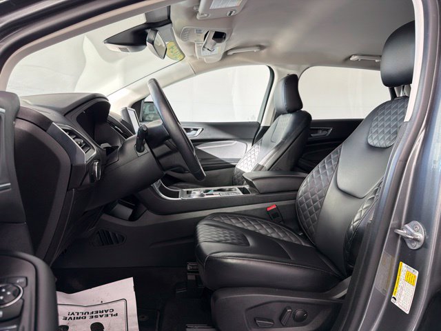 Used 2024 Ford Edge Titanium AWD/4WD image 17