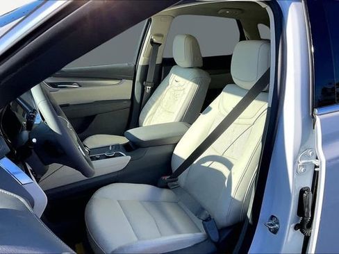 New 2026 Cadillac XT5 Premium Luxury w/ Driver Assist Package AWD/4WD image 10