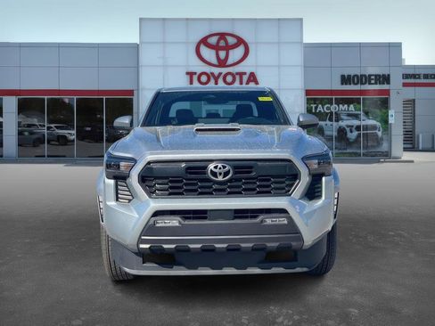 New 2025 Toyota Tacoma TRD Sport image 2