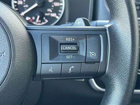 Used 2023 Nissan Rogue S FWD image 32