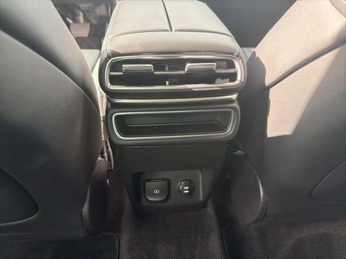 Used 2025 Genesis GV80 2.5T Standard image 19