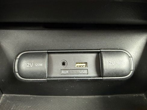 Used 2018 Kia Soul image 17