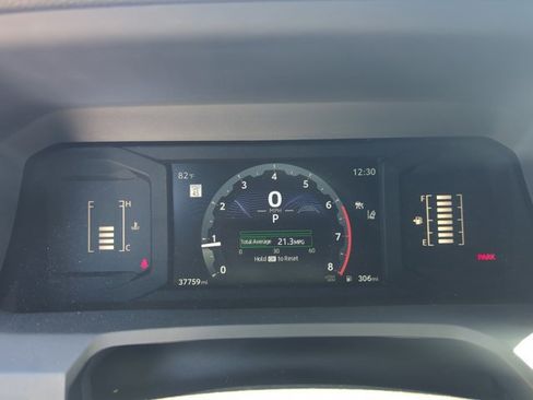 Used 2025 Toyota Tacoma SR5 image 17