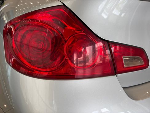 Used 2011 INFINITI G25 x w/ Moonroof Pkg AWD/4WD image 20