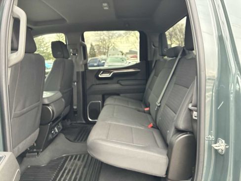 Used 2025 Chevrolet Silverado 1500 LT image 25