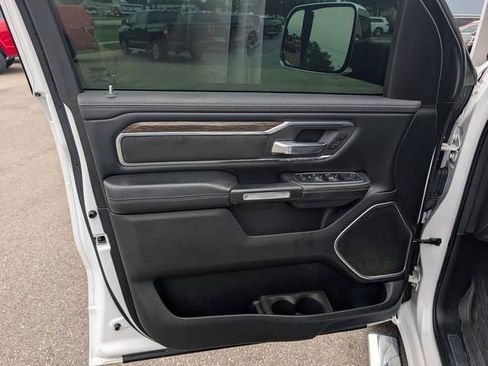 Used 2019 RAM 1500 Laramie AWD/4WD image 8