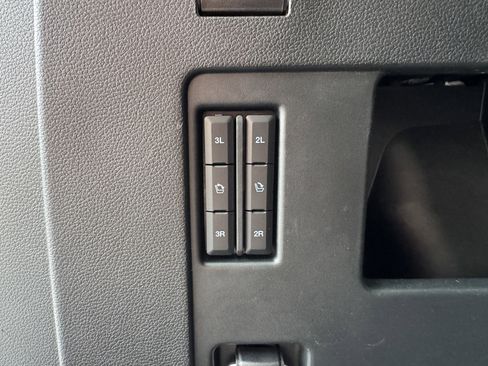 Used 2020 Ford Expedition Max Platinum AWD/4WD image 39